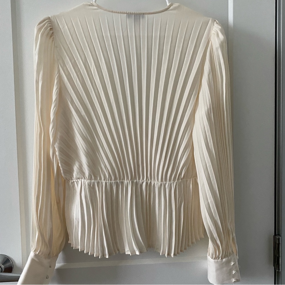Express Ivory‎ Pleated Wrap Blouse - Picture 5 of 6